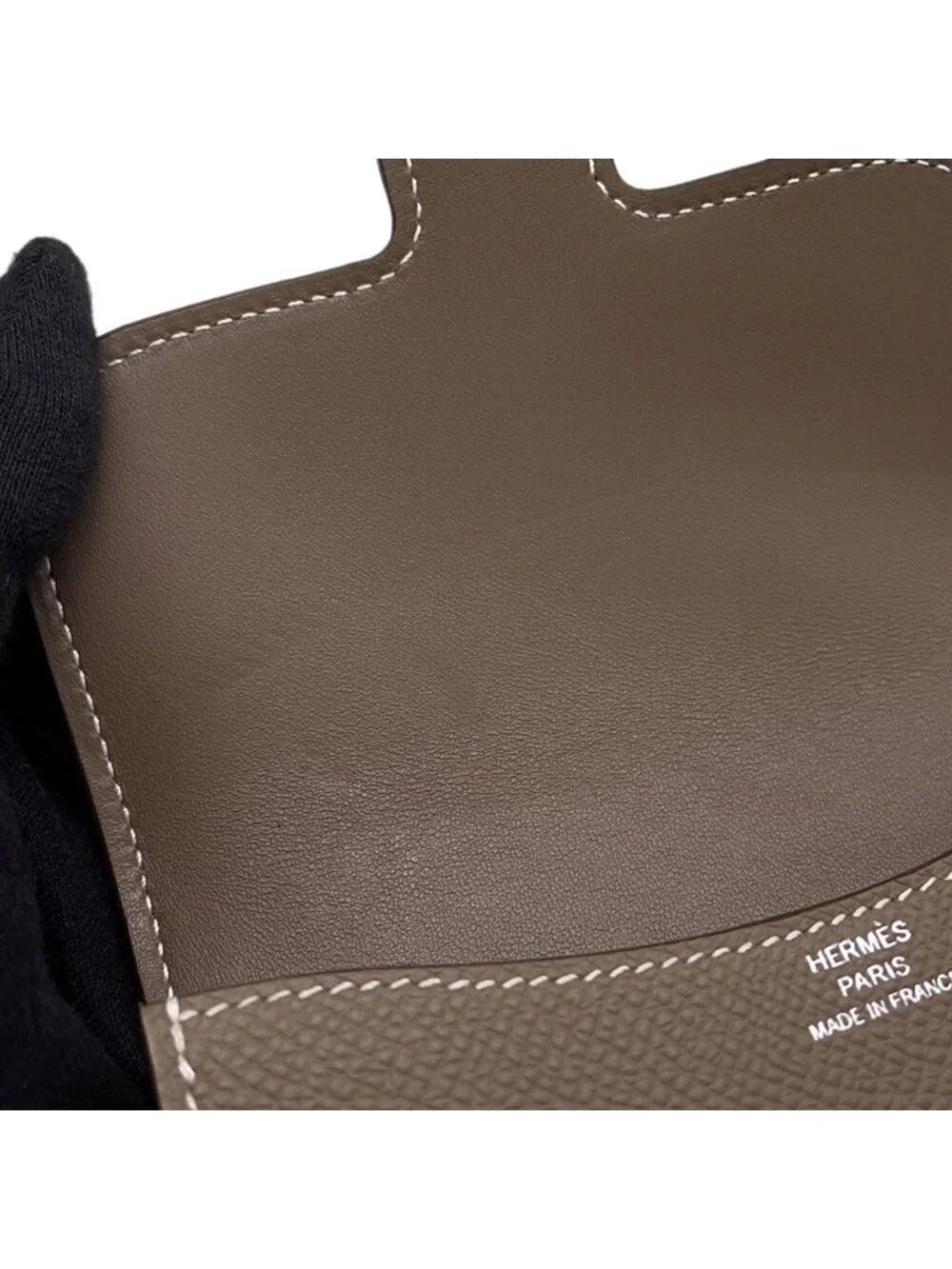 Hermes style authentic