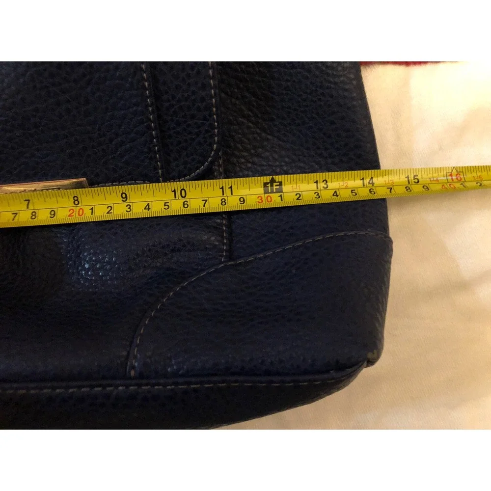 Liz Claiborne liz claiborne