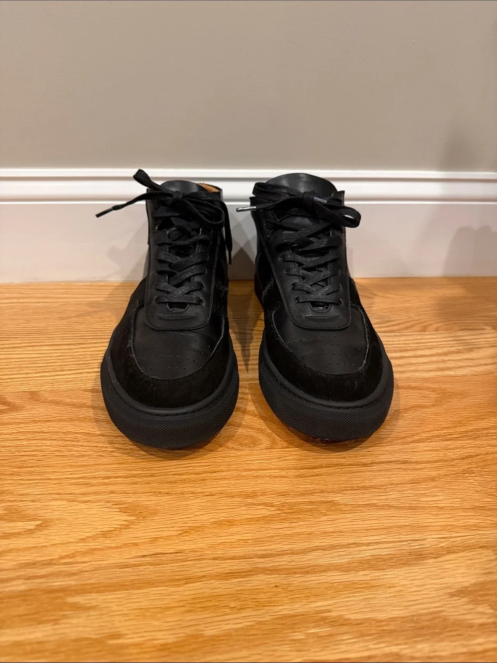 Beckett Simonon clean black