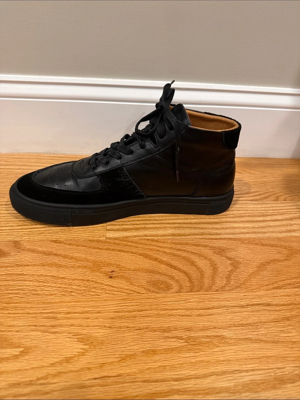Beckett Simonon clean black