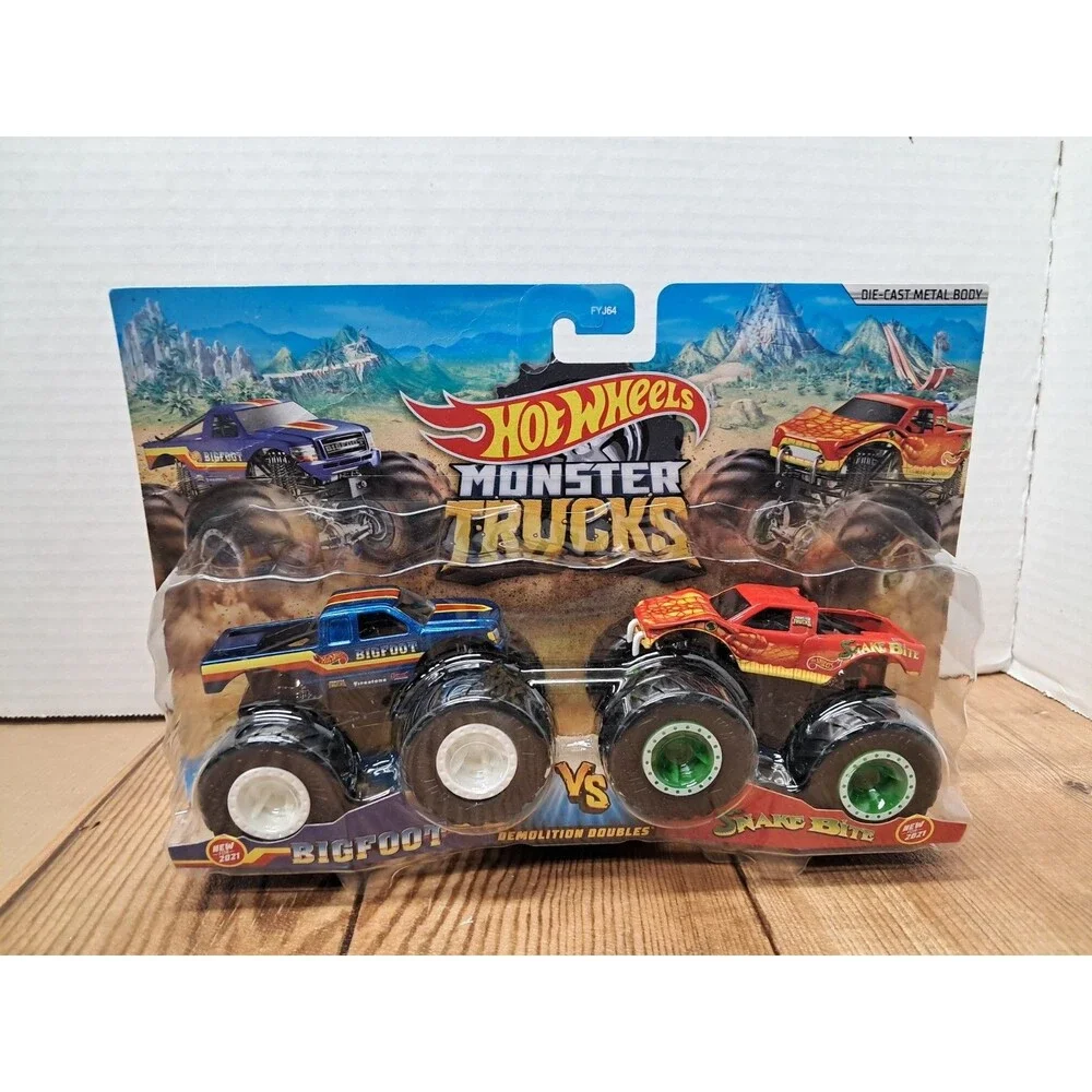 Hot Wheels Bigfoot vs Snake Bite Monster Trucks 2021 1:64 Scale Set