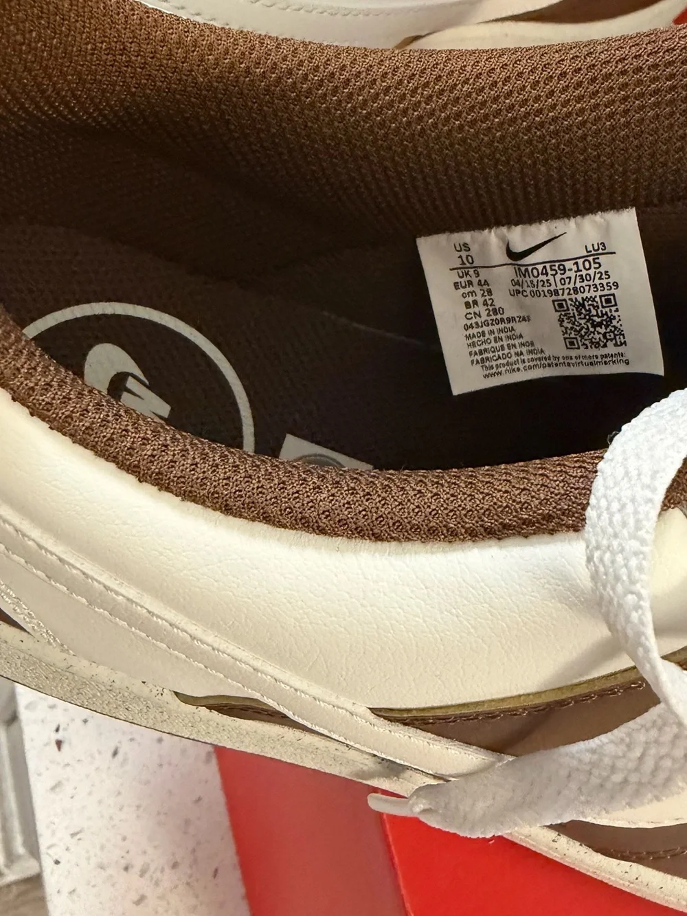 Nike stylish low