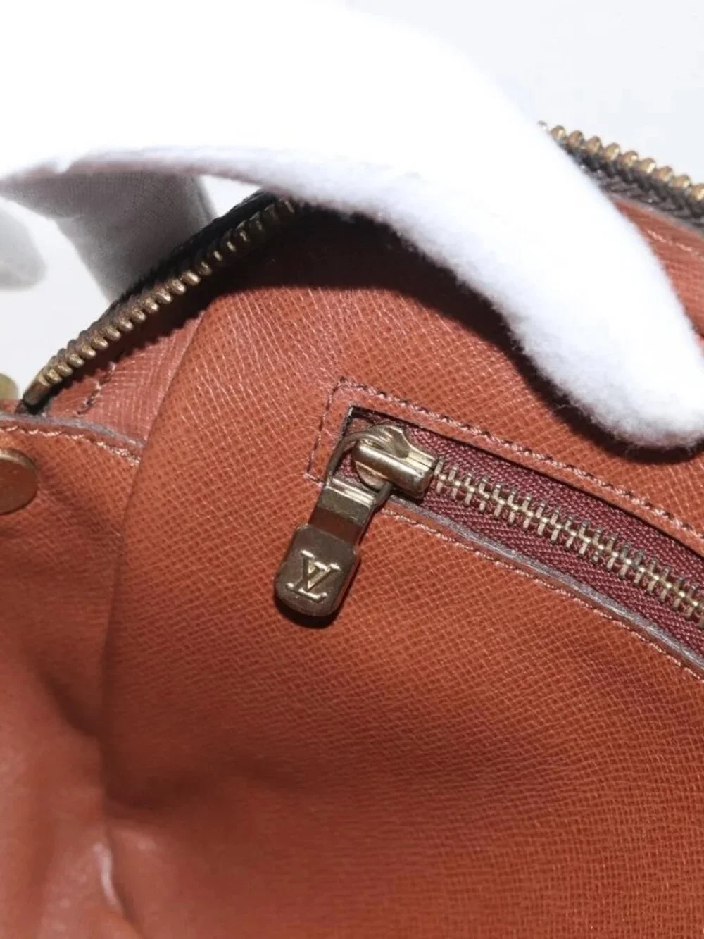 Louis Vuitton brand	louis vuitton