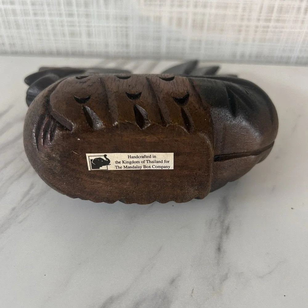 N/A handcrafted carved