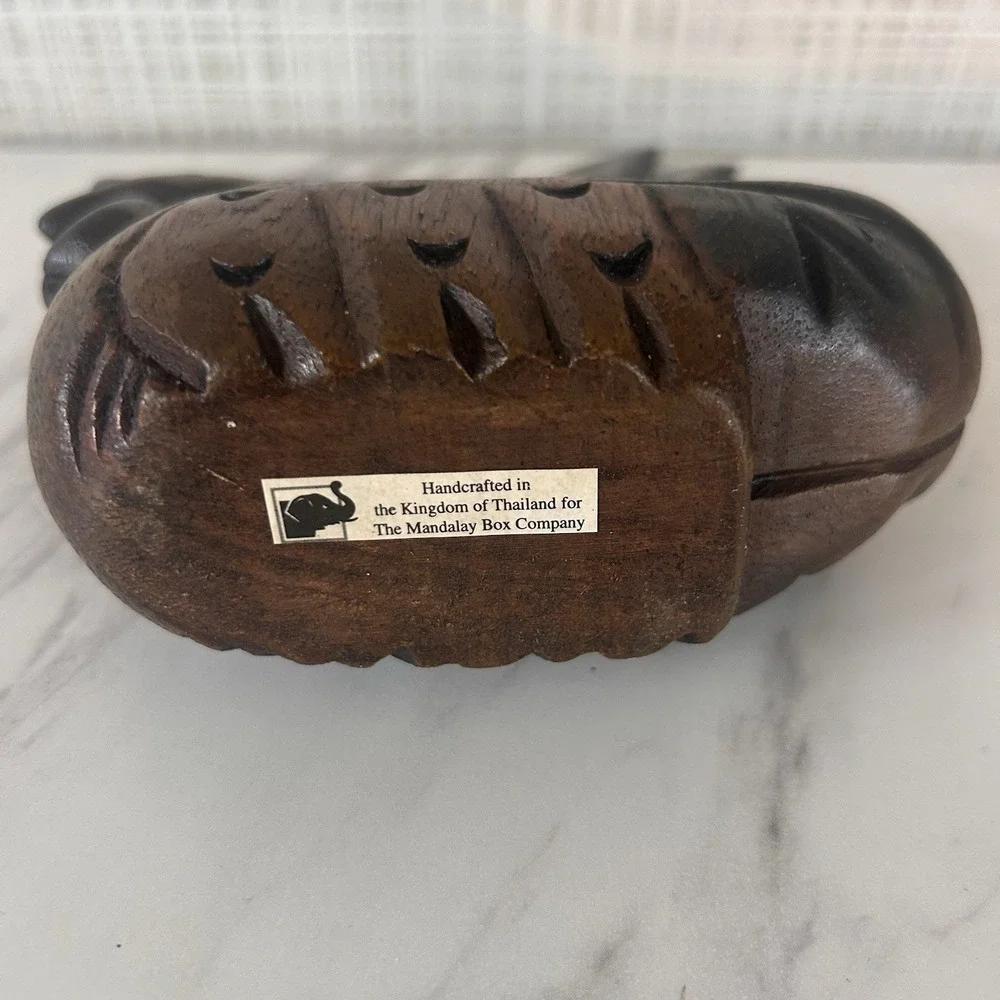 N/A handcrafted carved
