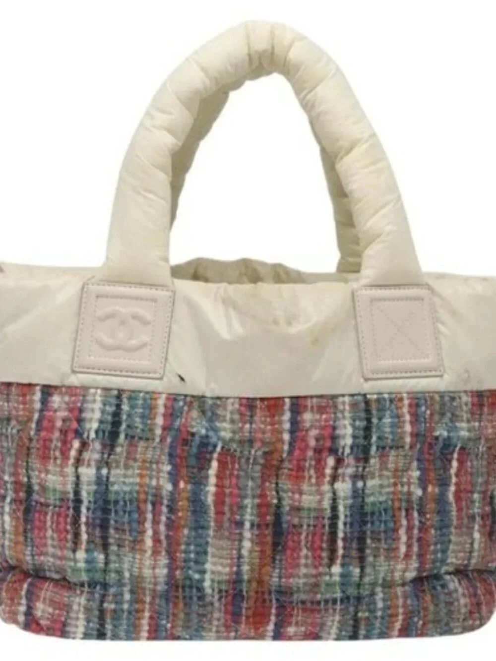 CHANEL brand	chanel color	white