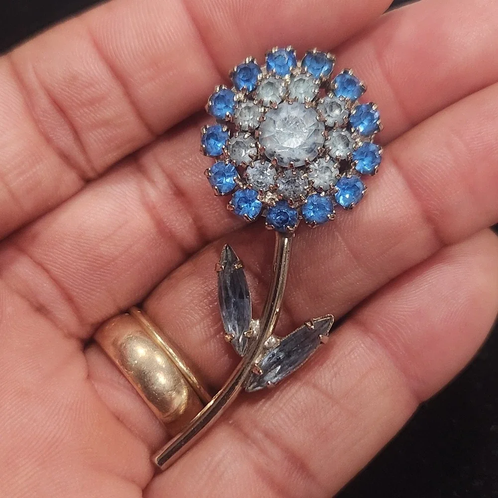 N/A vintage inspired