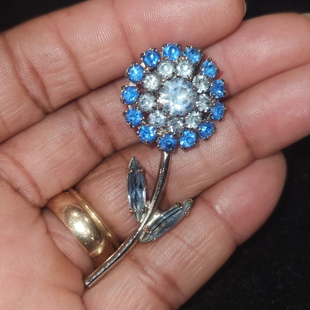 N/A vintage inspired