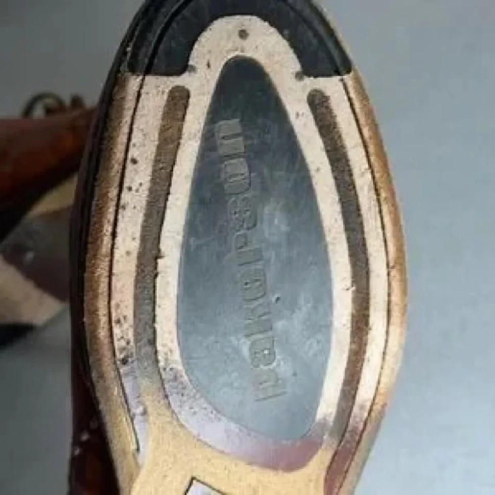 N/A classic brown