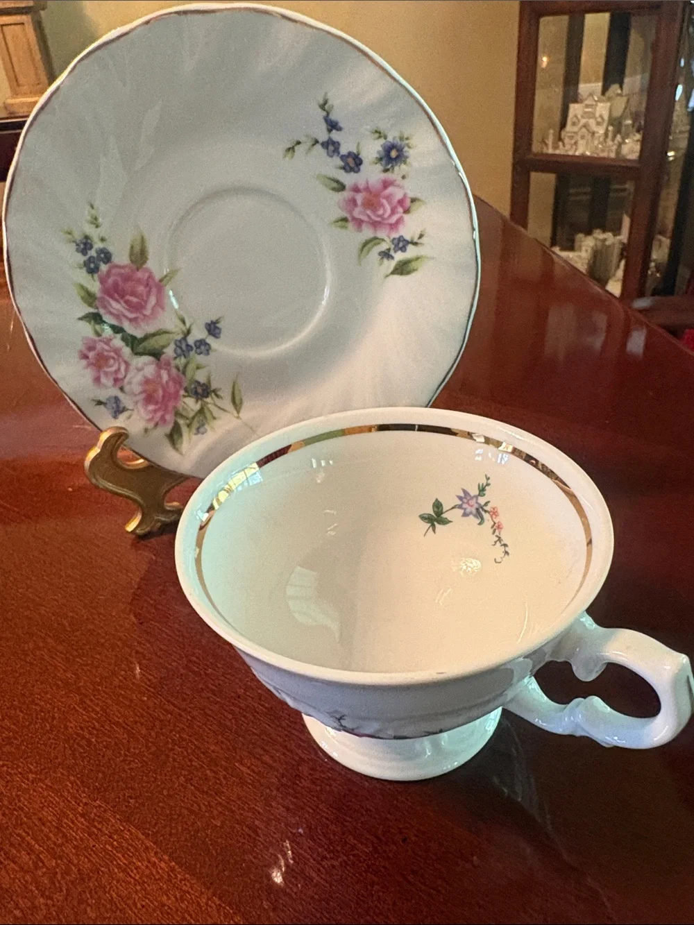 Delicate‎ Pink Floral Porcelain Teacup and Saucer with Gold Trim