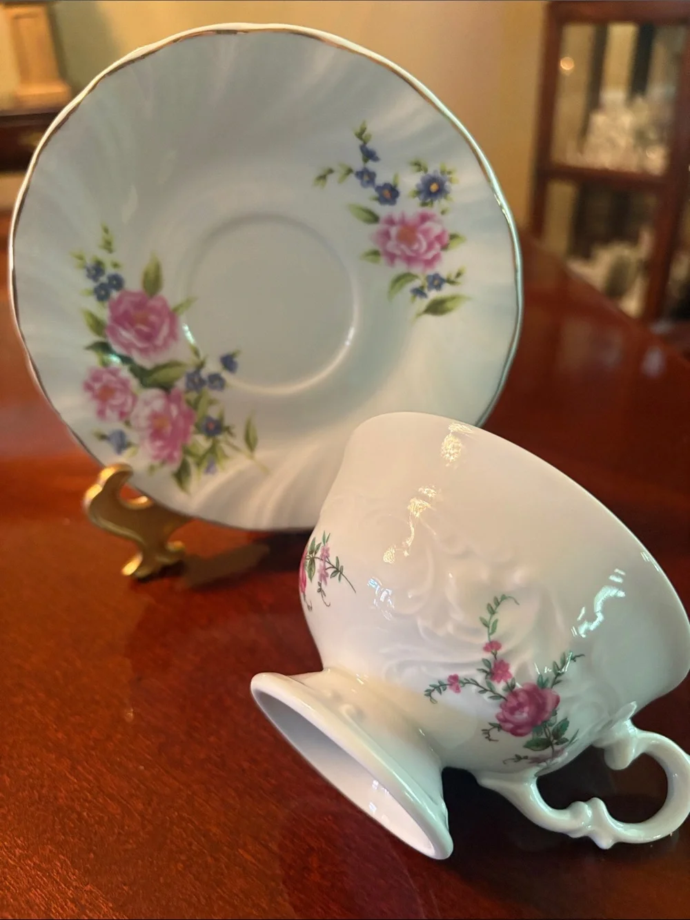 Lynns porcelain teacup