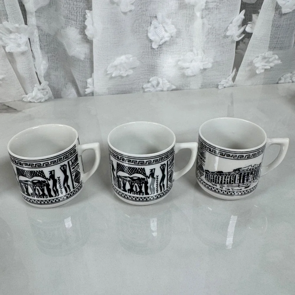 Robbia vintage porcelain