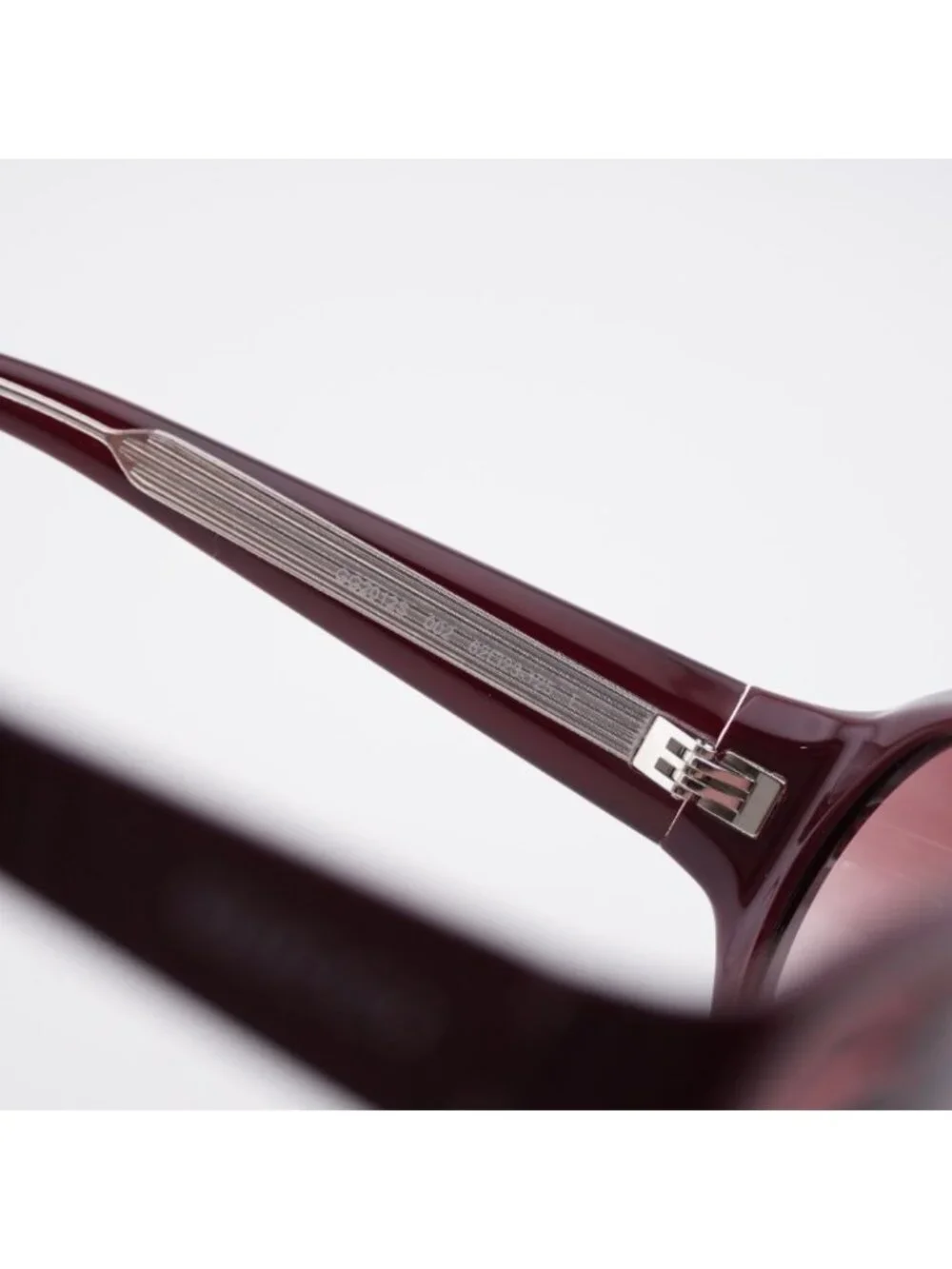Gucci GG2012S 002 Sunglasses Solid Burgundy Square Frame, Burgundy Lenses