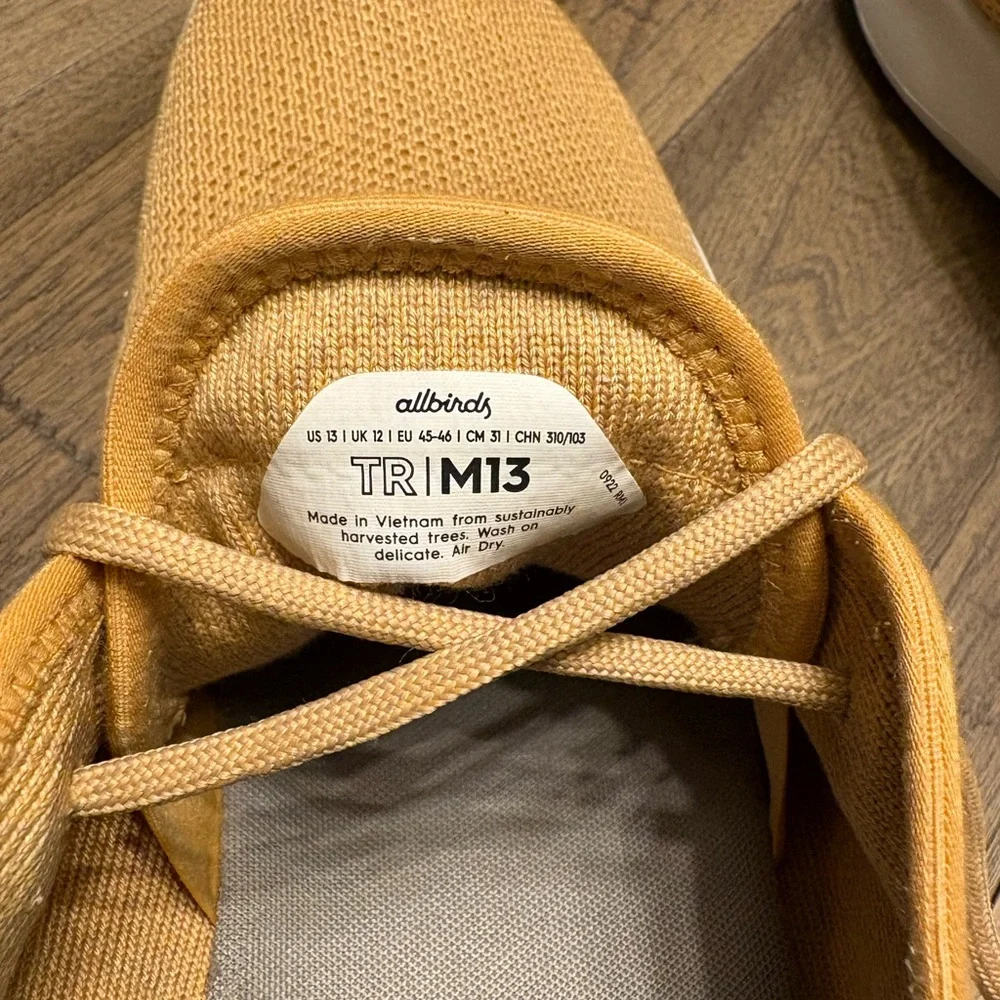 allbirds textile logo