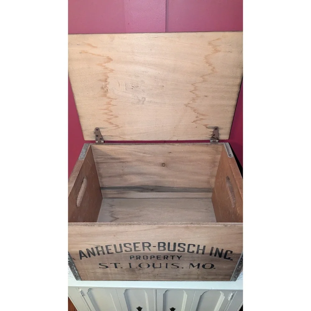 Budweiser 18x12x11 good