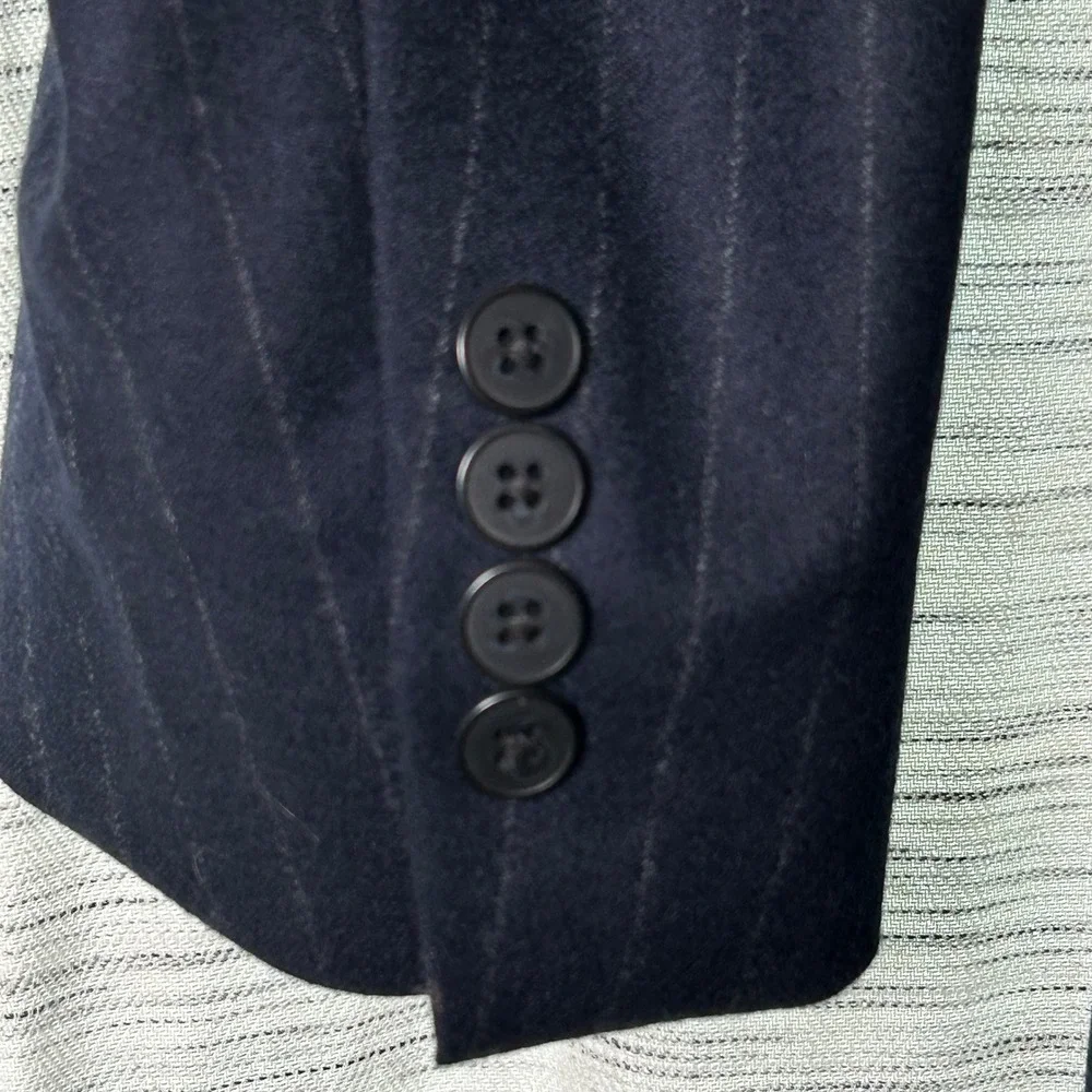 Structure exemplifies refinement