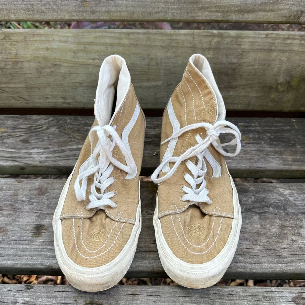 Vans unique tan