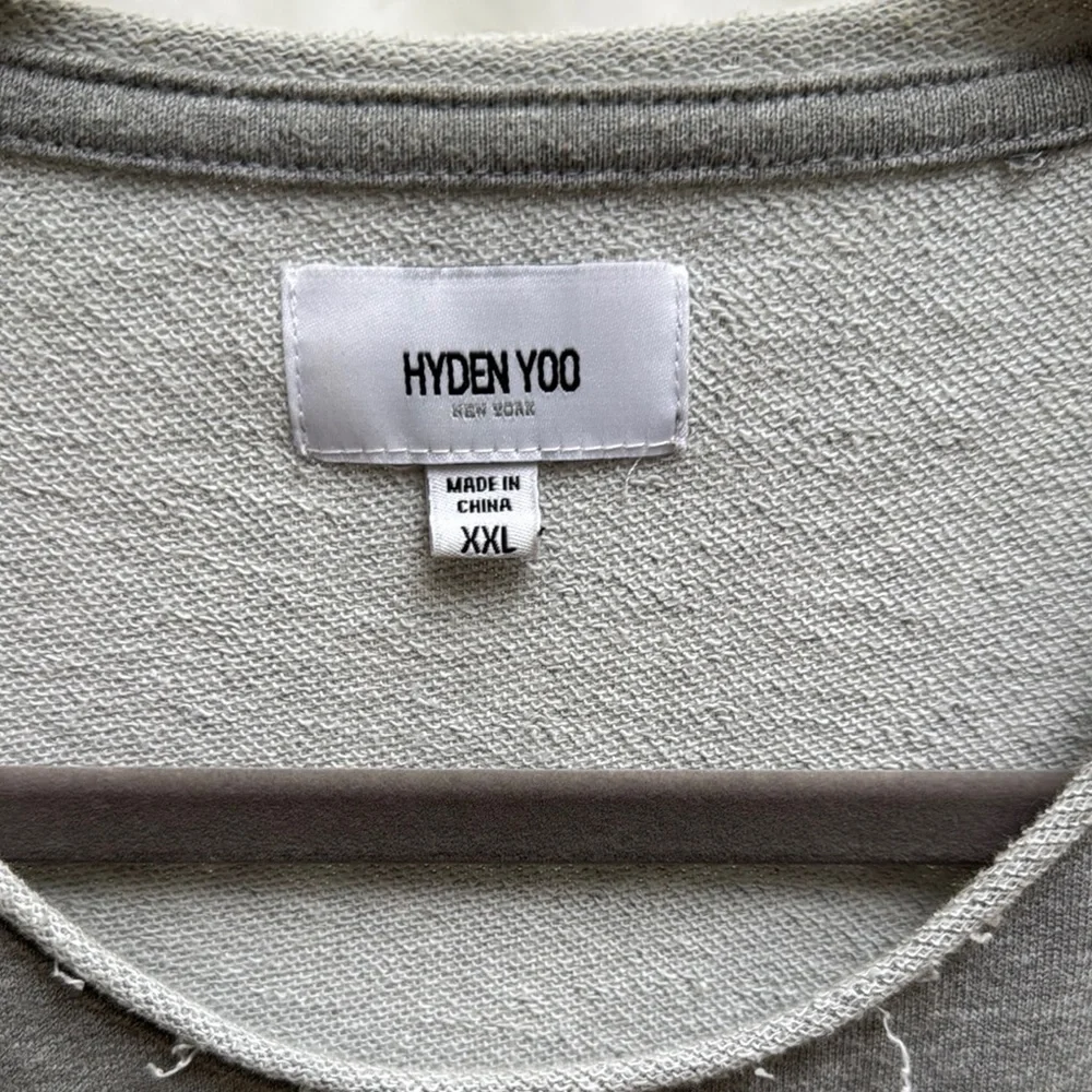 hyden yoo this gray