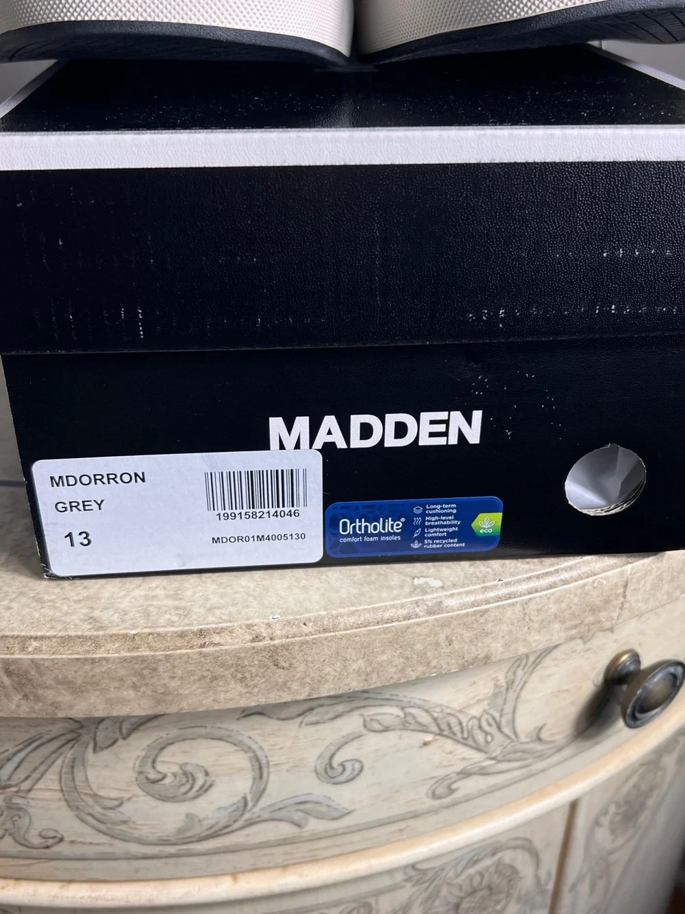 Steve Madden versatile men