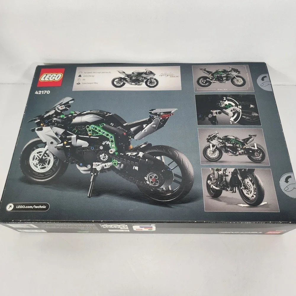 Lego build iconic