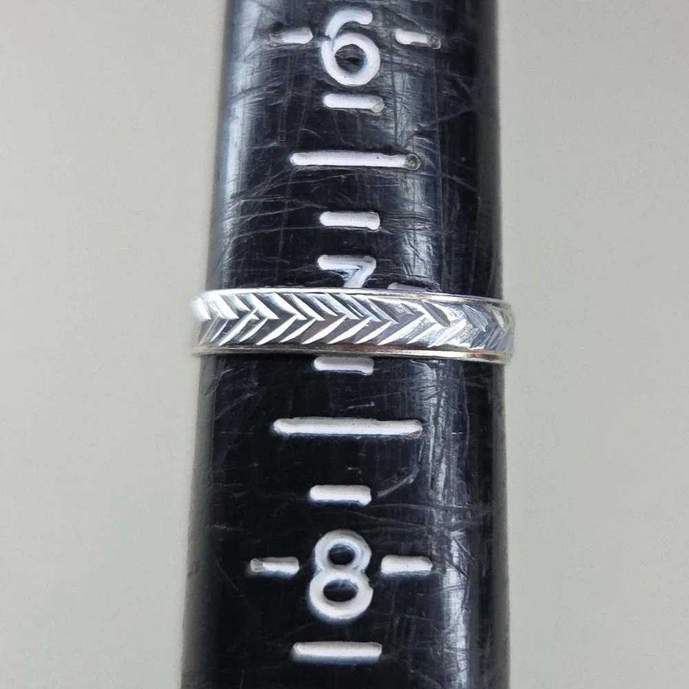 N/A silver tone