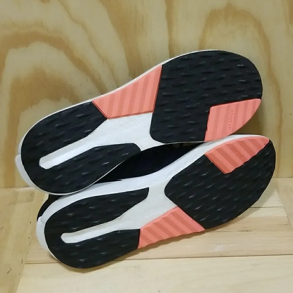 adidas new avryn