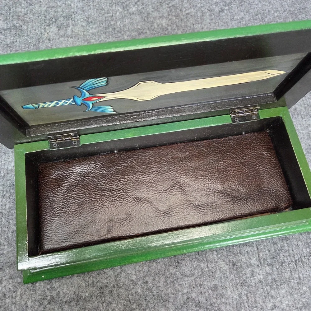 Nintendo‎ The Legend of Zelda Link Hand Painted Wooden Trinket Box Art OOAK Gift