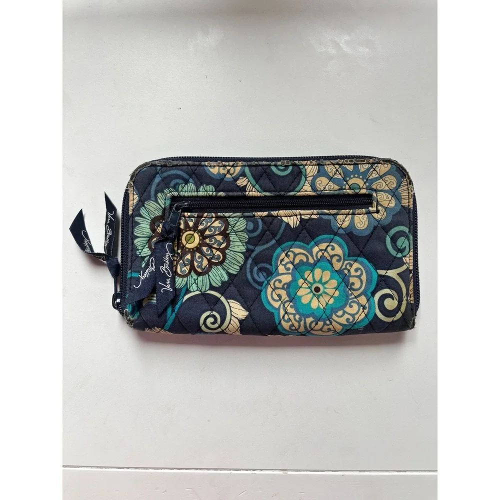 Vera Bradley Zip Around Wallet Navy Blue Quilted Floral Cotton‎
