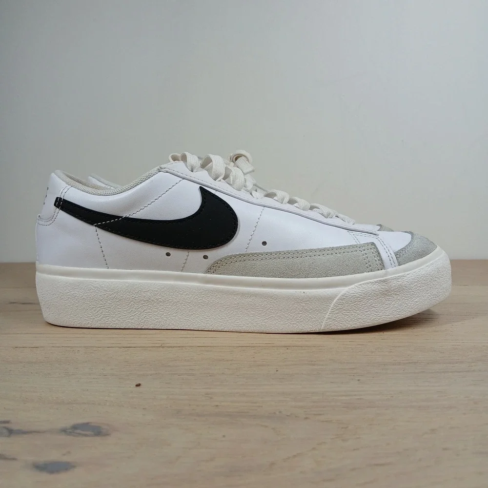 Nike pre owned