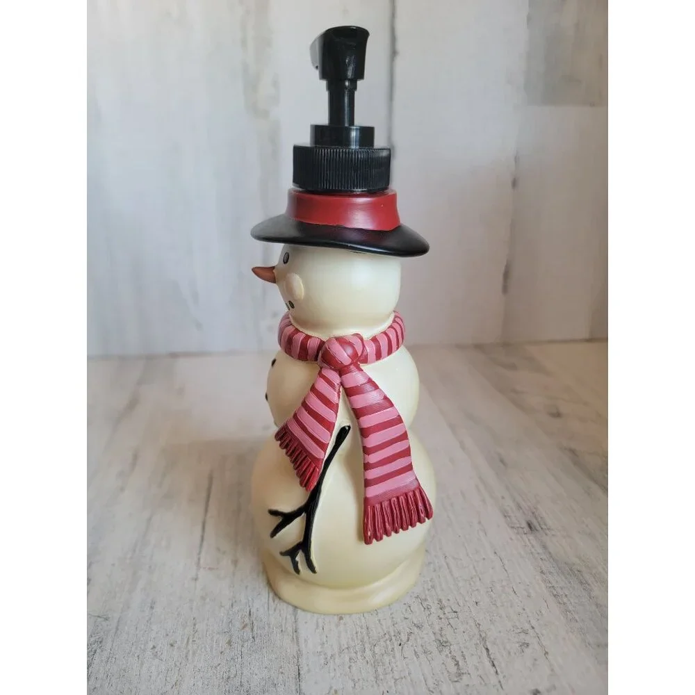 unbranded snowman soap