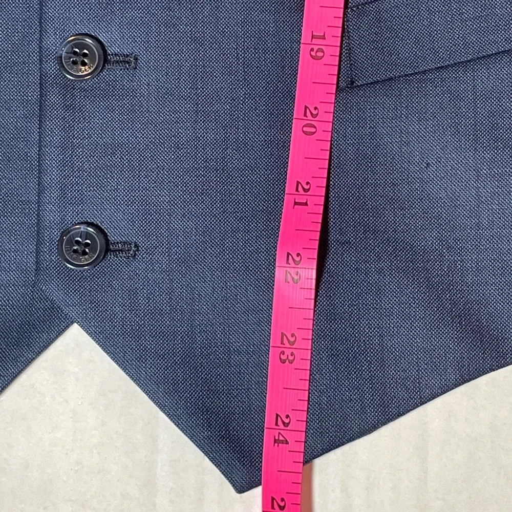 Tommy Hilfiger size medium