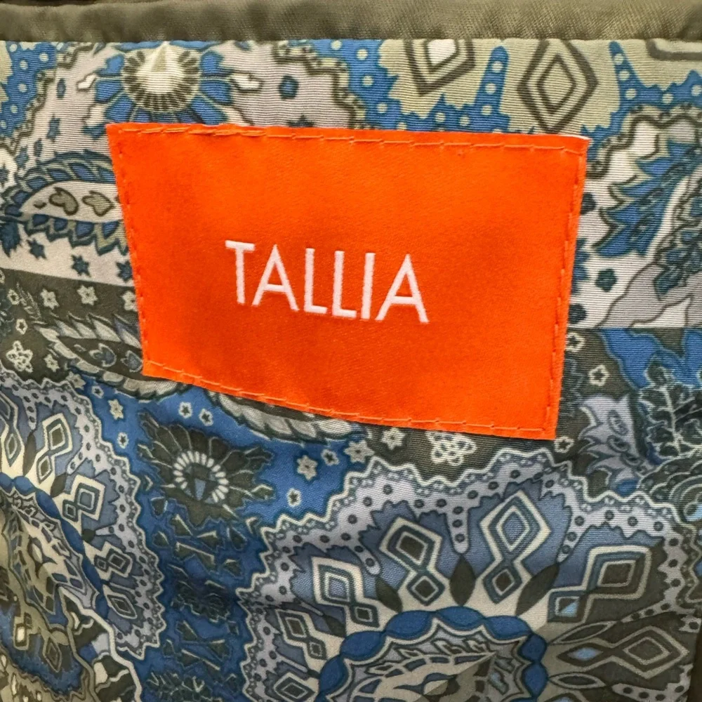 TALLIA size 42r