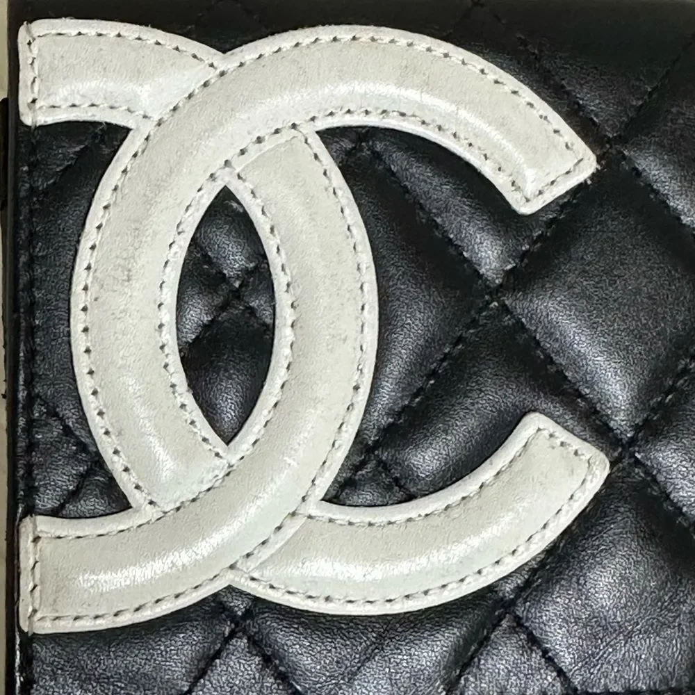 CHANEL preloved cambon