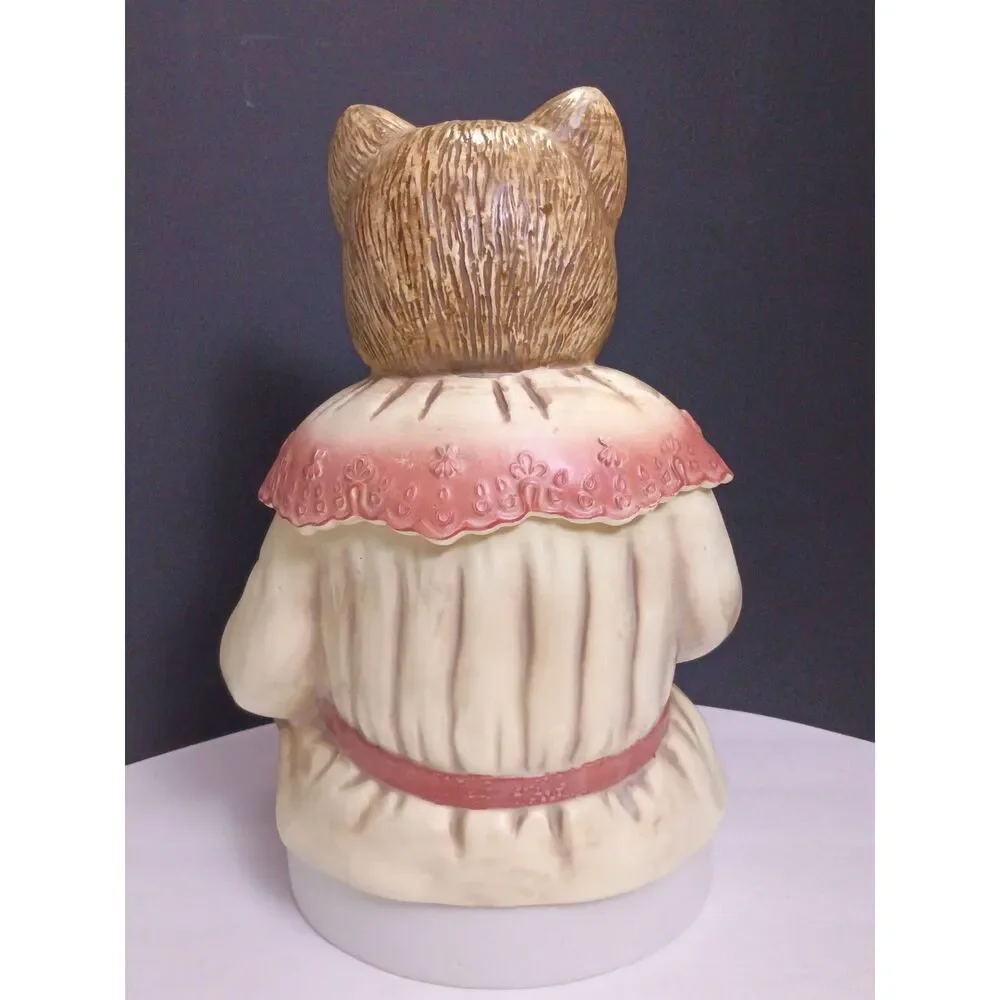 Vintage emily cat
