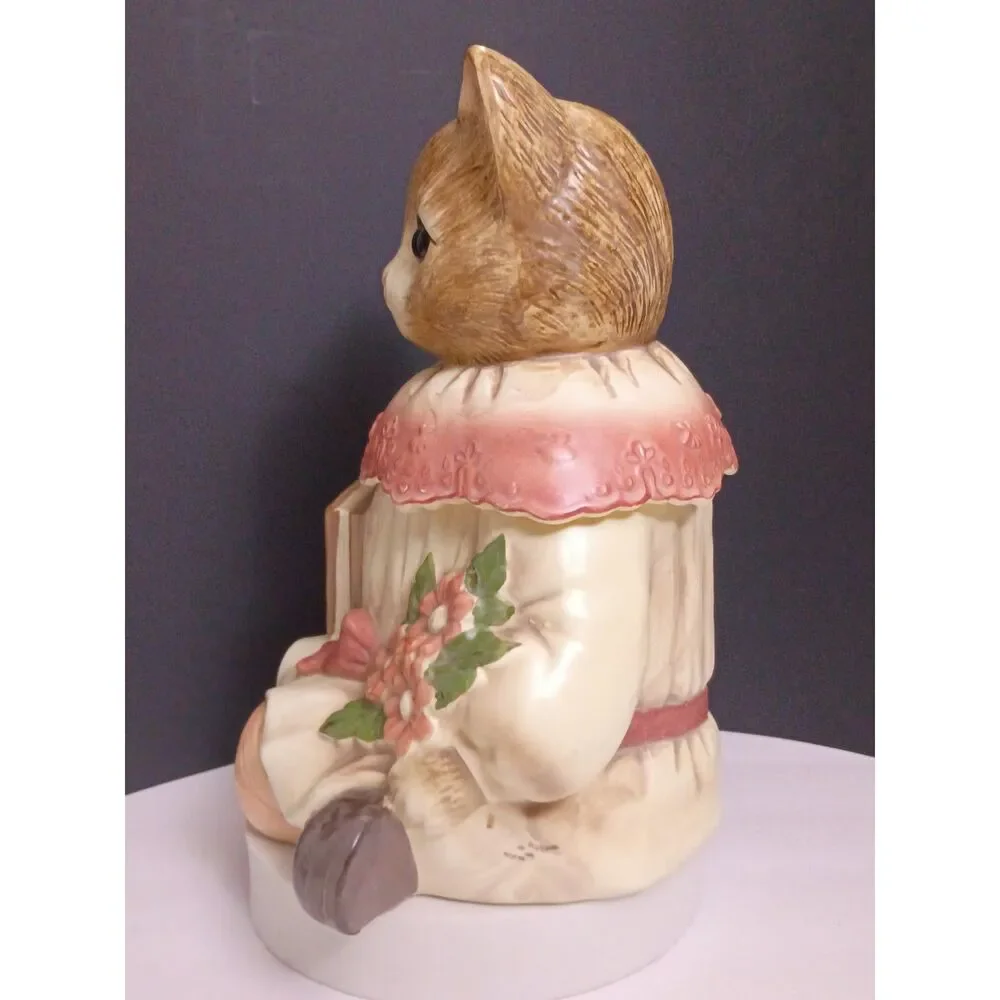 Vintage emily cat