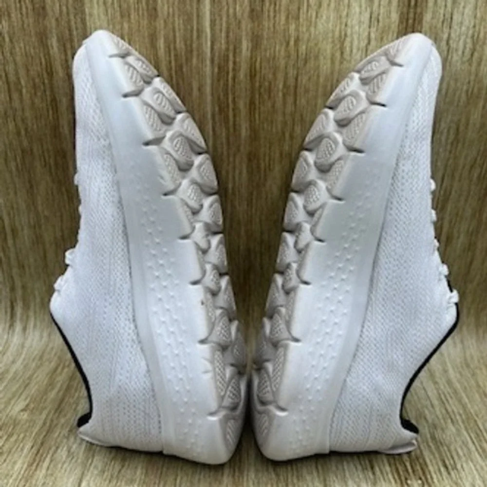 Skechers go walk