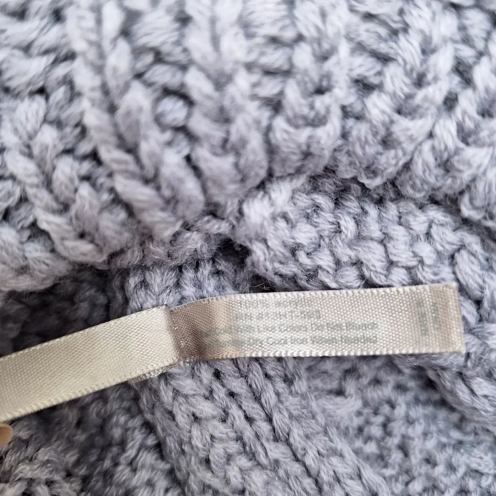 Charlotte Russe gray knit