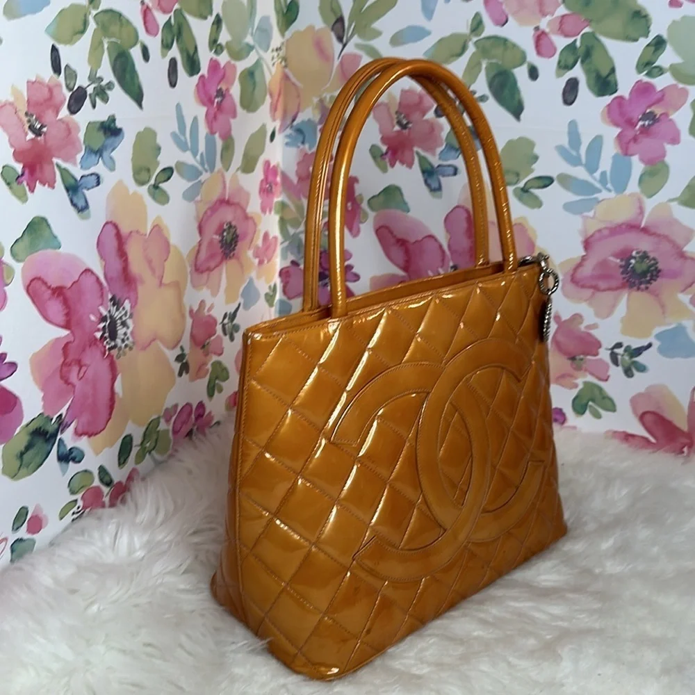 CHANEL pre loved