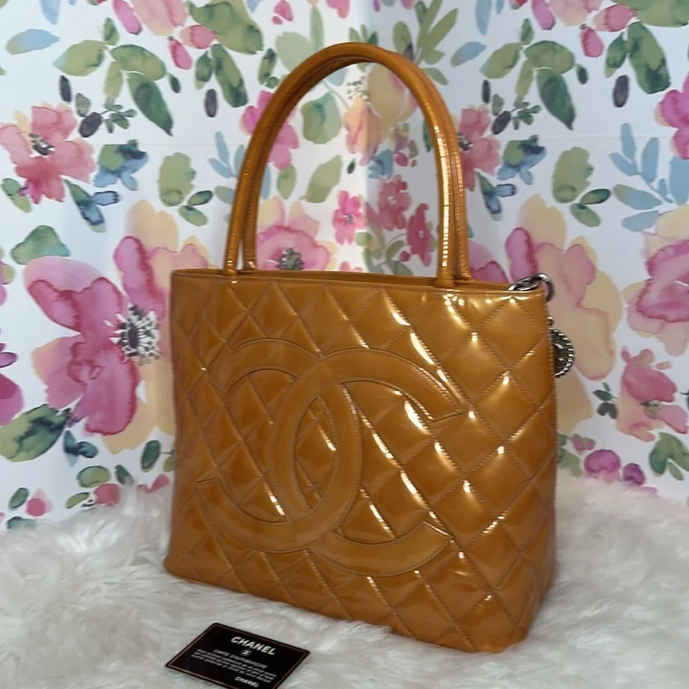 CHANEL pre loved