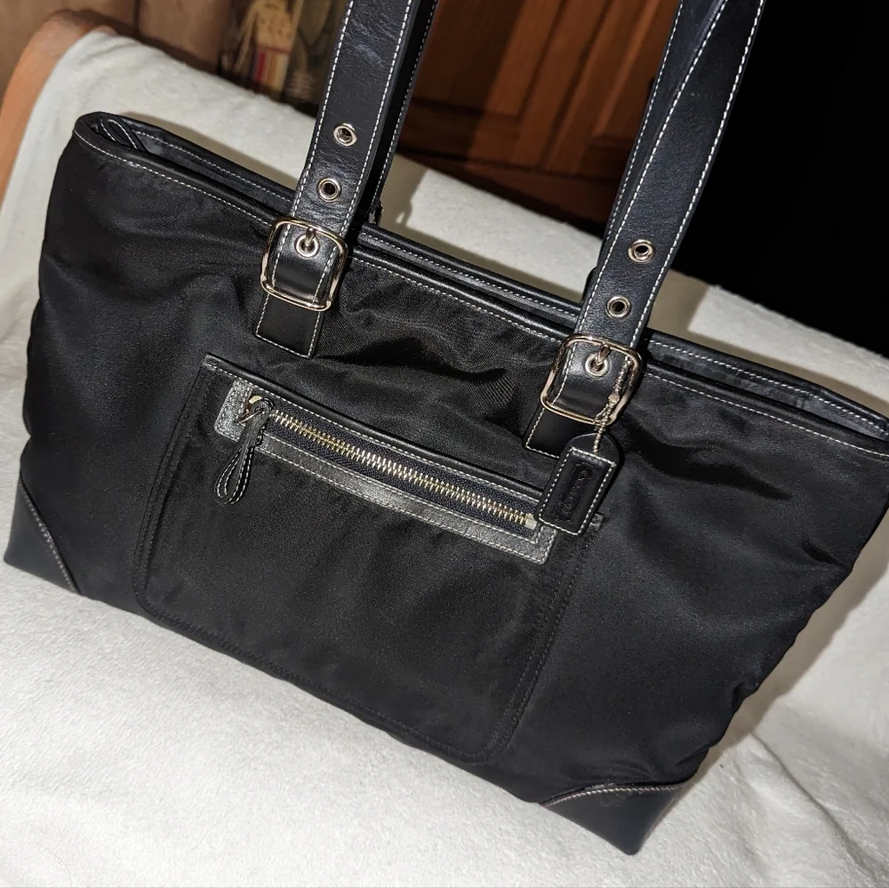 Coach classic vintage