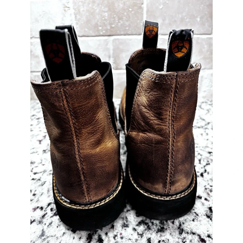 Ariat details authentic
