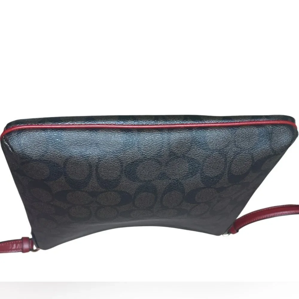 Coach stylish crossbody
