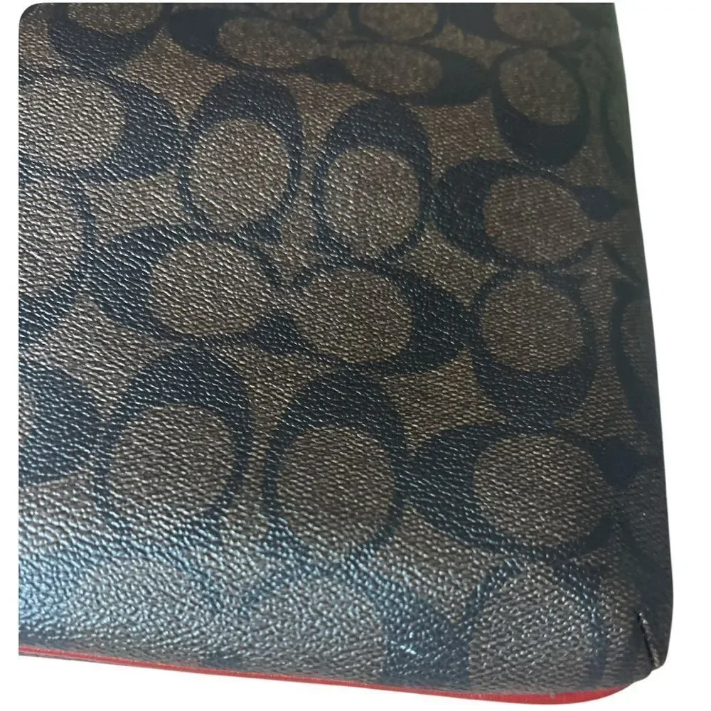 Coach stylish crossbody