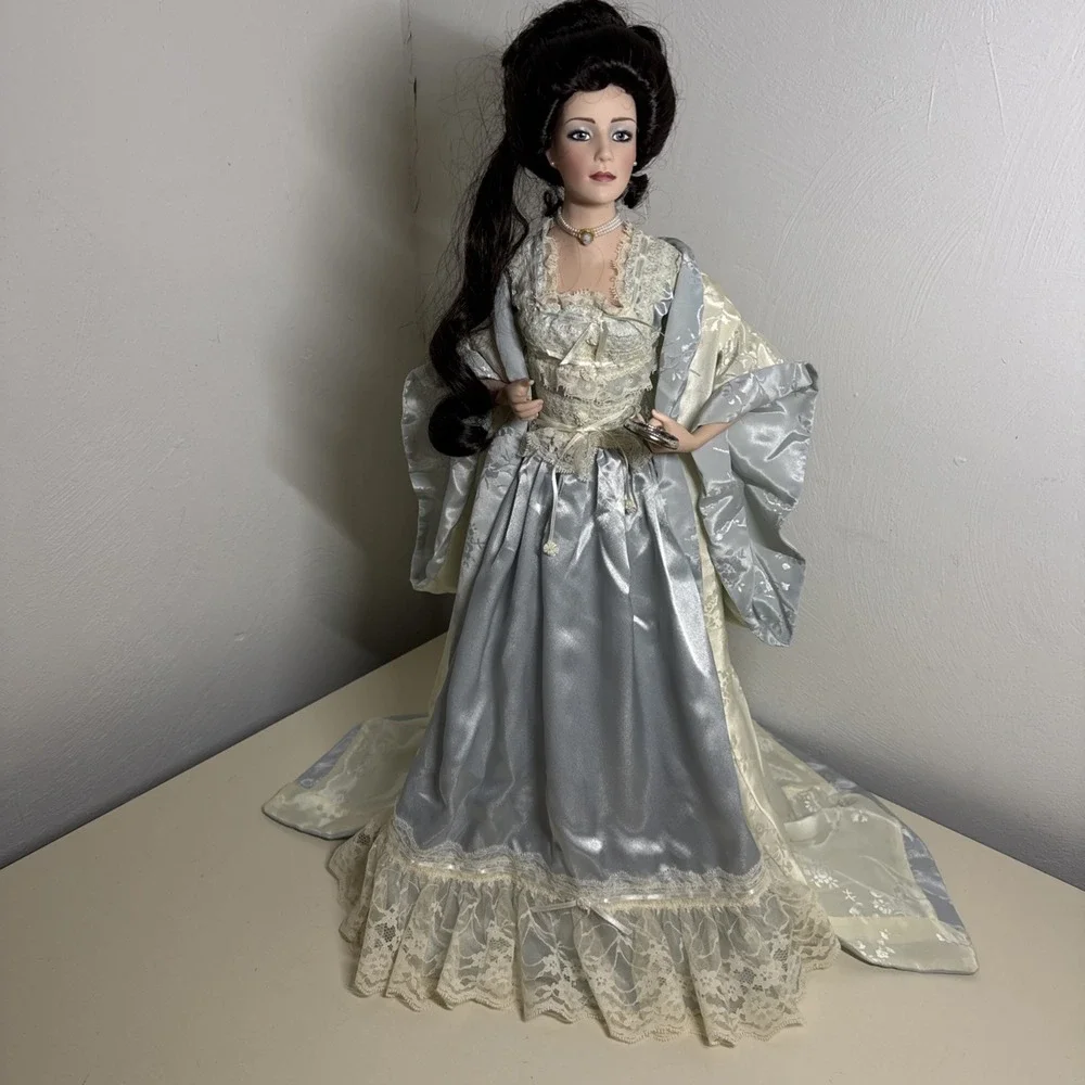 Franklin Heirloom great doll