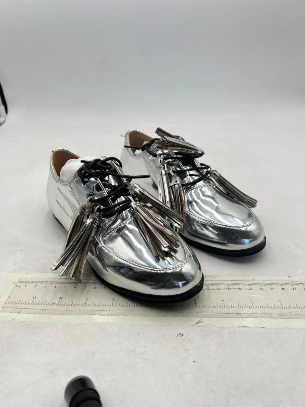 N/A metallic silver