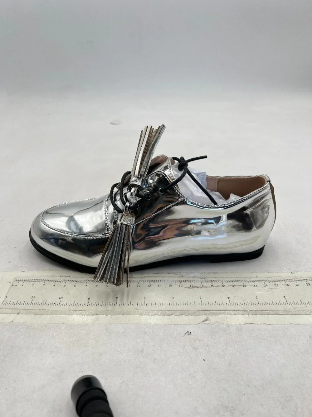 N/A metallic silver
