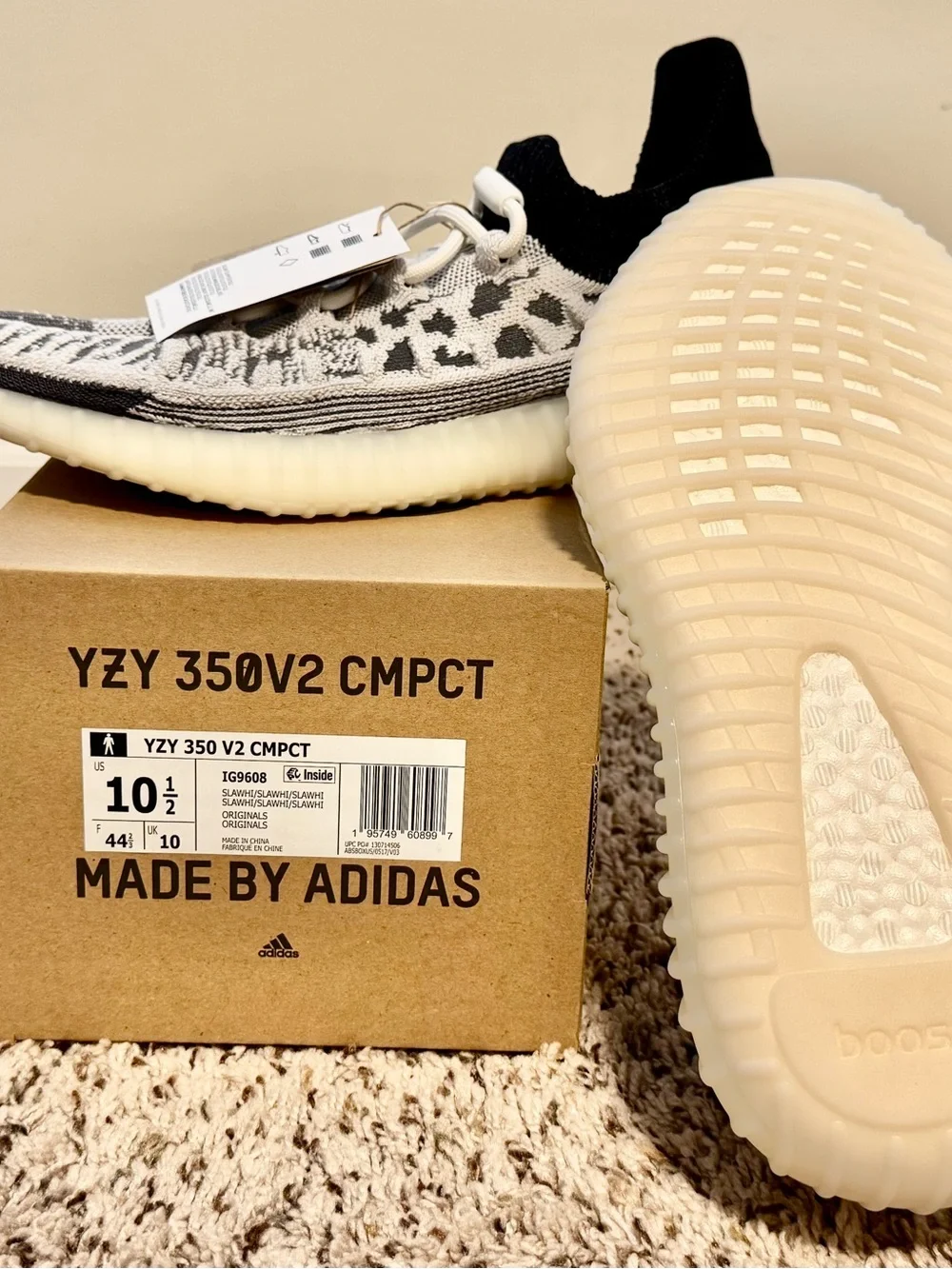 Adidas/ Yeezy Boost 350 V2 CMPCT 'Panda'