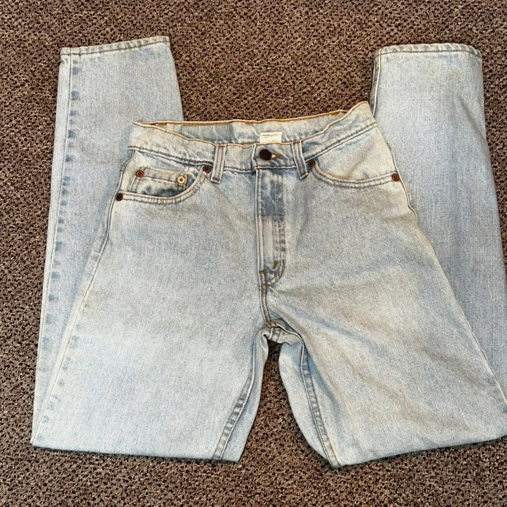 Vintage Levis 550 Relaxed Fit Tapered Leg Light Wash Jeans W29 L32 Mens Denim