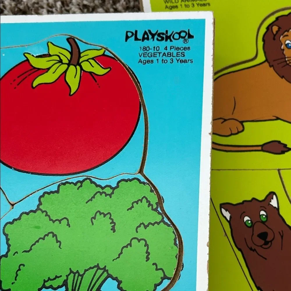 Vintage puzzle set