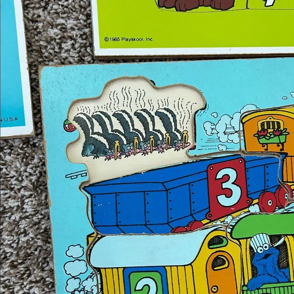 Vintage puzzle set